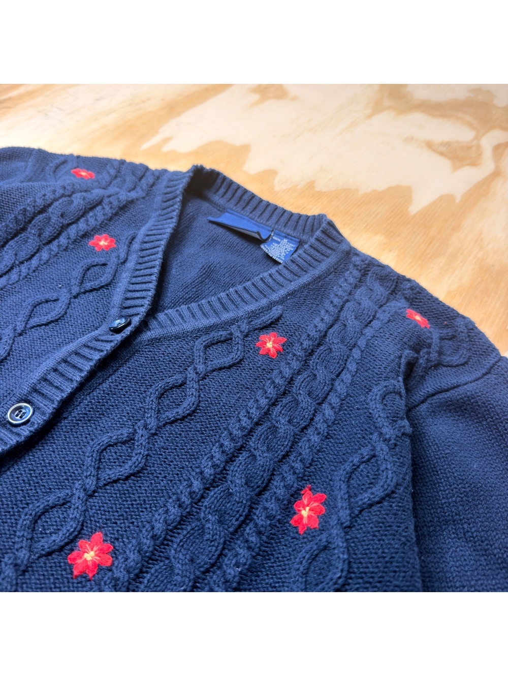 Navy Blue Cable Knit Cotton Cardigan with Embroidered Flowers Size M - Picture 3 of 7